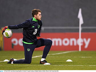 Liam Bossin signs for Cork Cit...